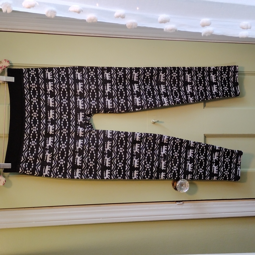 Women's Under Control black white moose winter legging S/M